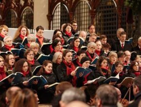 Kammerchor singt in der Kirche